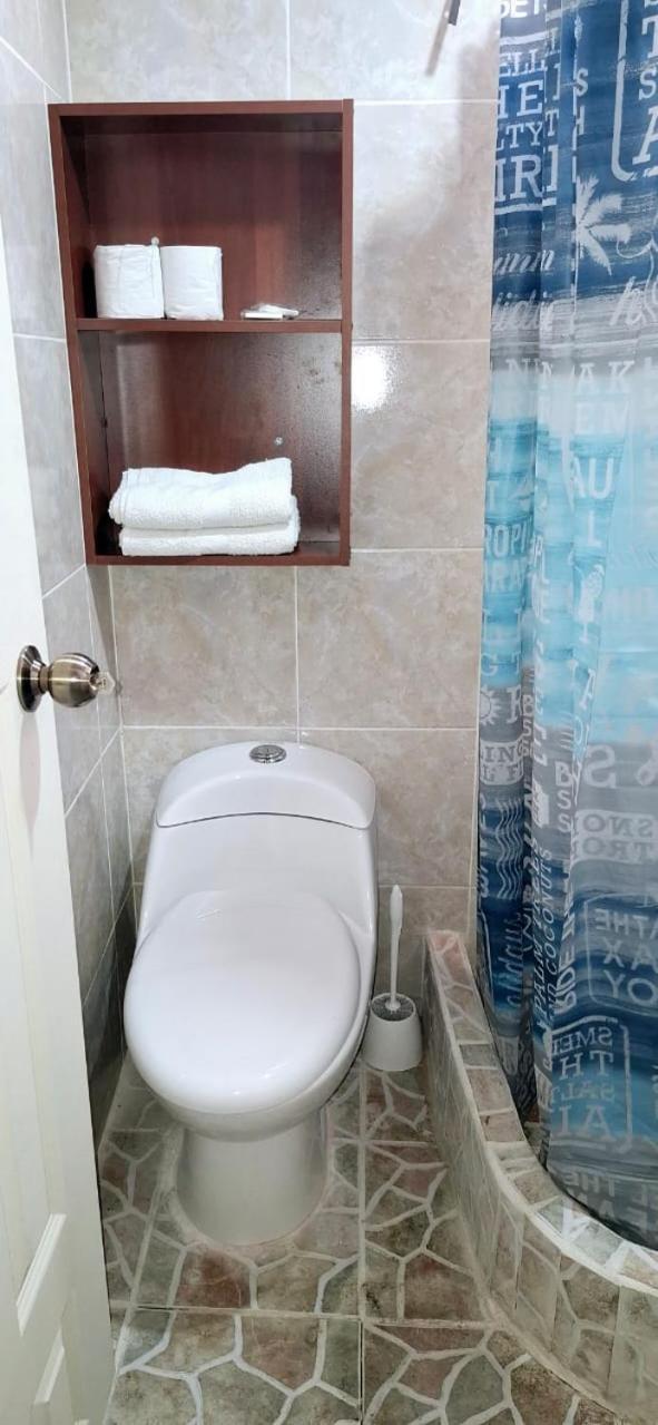 Hotel Ideal, Your House In كويتزالتنانغو المظهر الخارجي الصورة